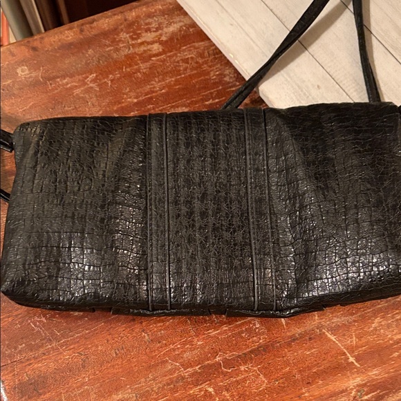 Jessica Simpson Textured Black Shoulder Bag - Picture 2 of 11